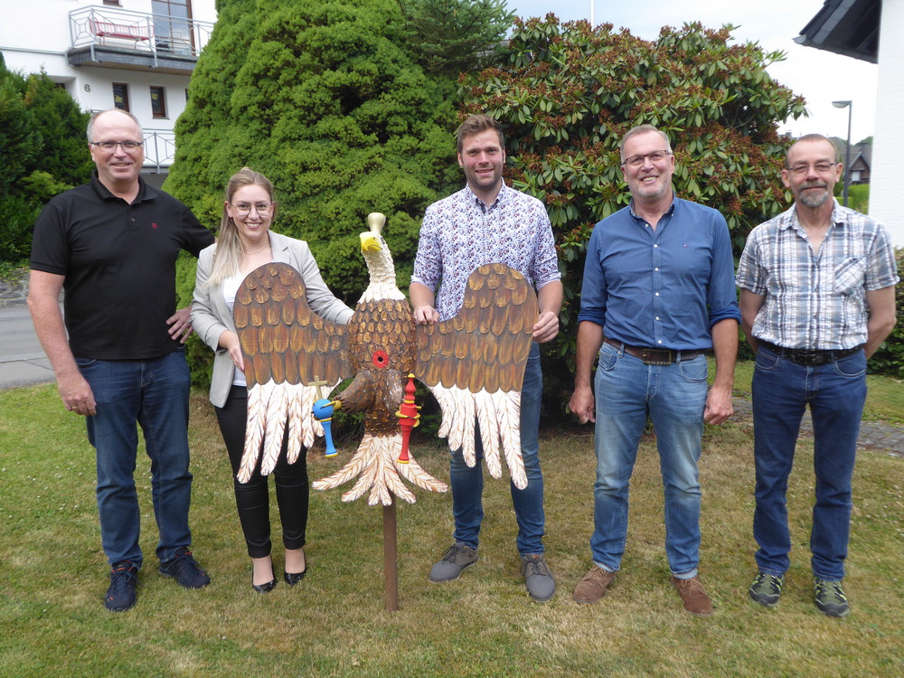 Read more about the article Vogelabnahme durch das Königspaar